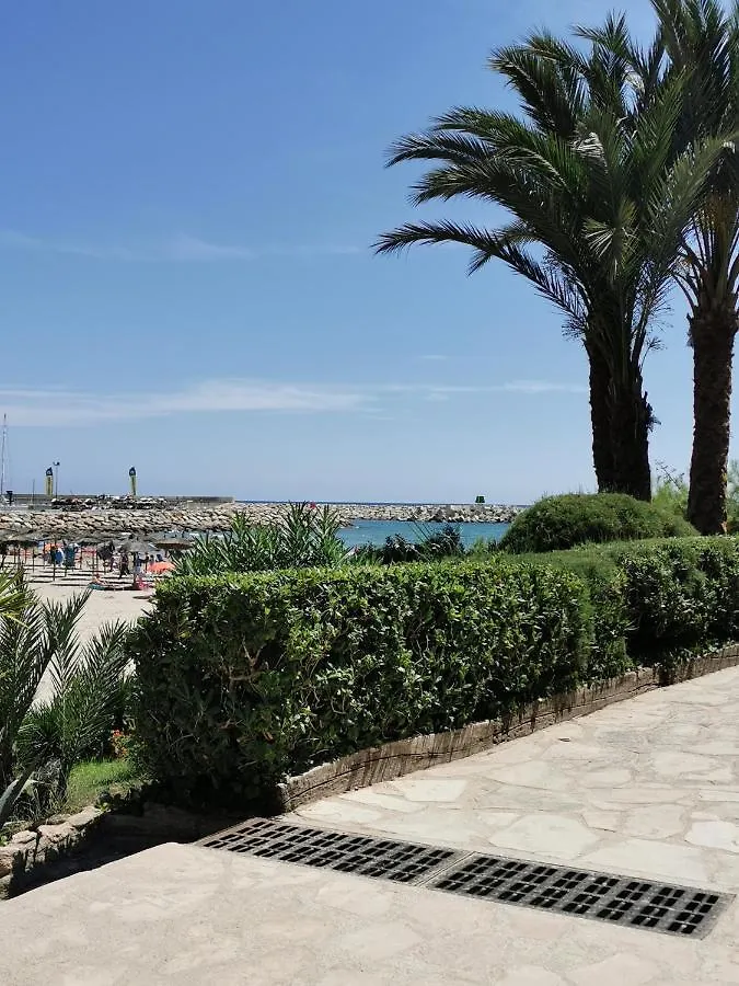 Apartamento Port De Roda De Bara -Roc Sant Gaieta Spain
