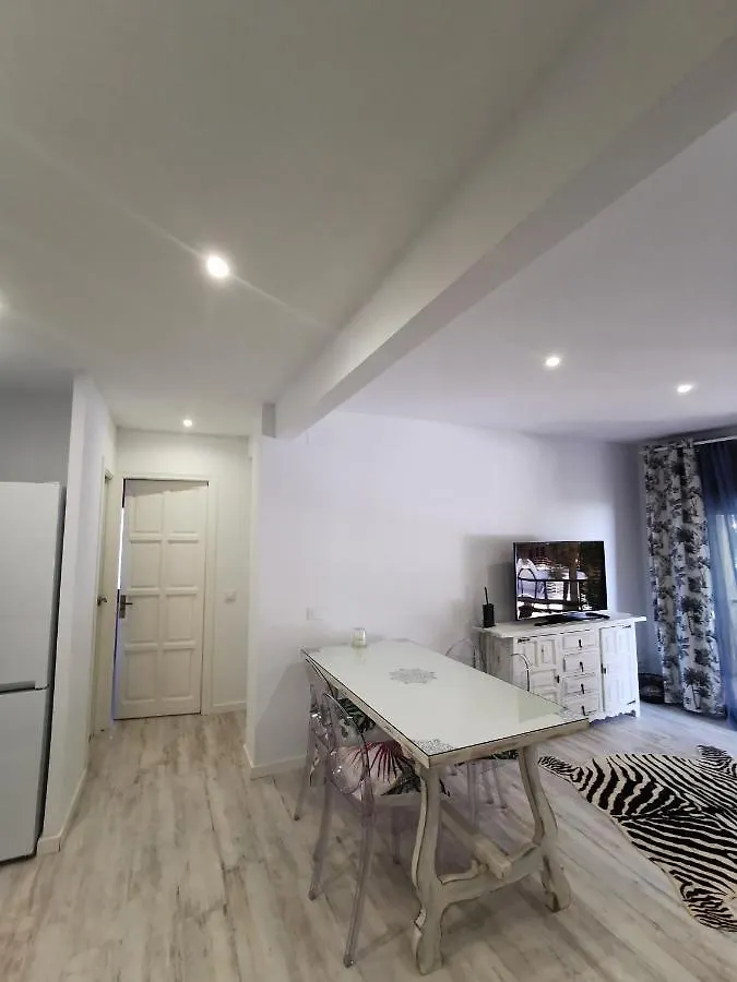 Apartamento Port De Roda De Bara -Roc Sant Gaieta Apartment